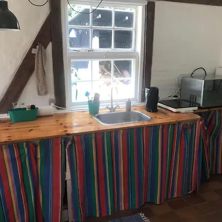 Hébergement de vacances Idyllisk Baghus I Det Gamle Troense Svendborg
